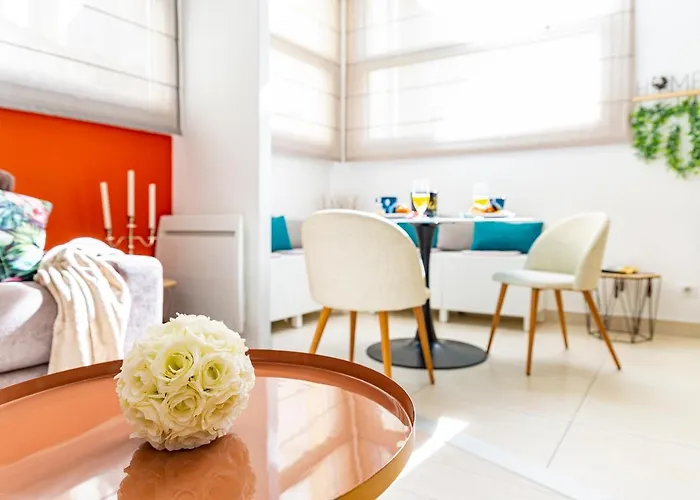 Apartment L'essenciel, Superbe Et Calme T2 Au Centre Historique *