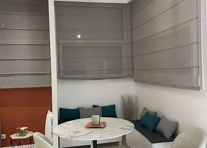 L'essenciel, Superbe Et Calme T2 Au Centre Historique Dijon